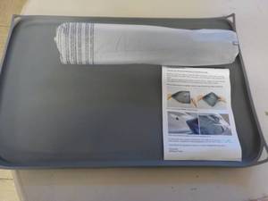 lot 24 image: 2 Pet Food Mats 19 x 13...