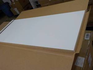 lot 110 image: Melamine Bench Top 48 x 20 DIY Pro...