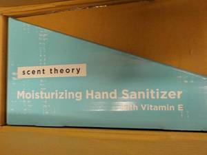 lot 116 image: Scent Theory 25 Bottles Hand Saniti...