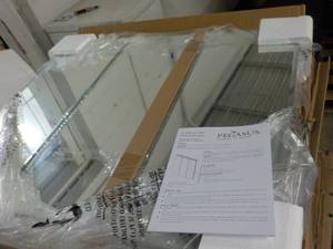 lot 121 image: Pegasus Medicine Cabinet Triview Be...