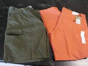 lot 73 image: Goodfellow size 38 Shorts and 3830...
