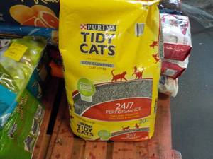 lot 129 image: Purina Tidy Cats 30 lb. Bag Clay Li...