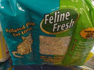 lot 136 image: Feline Fresh 20 lb. bag Pine Pellet...