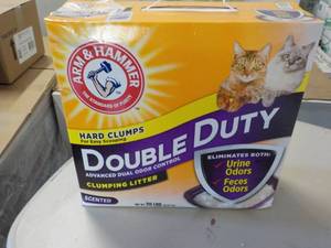 lot 153 image: Arm and Hammer Double Duty 20 lb. B...