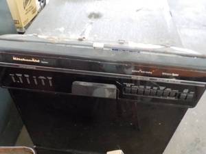 lot 207 image: Kitchaid Dishwasher  previously us...