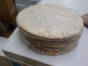lot 230 image: 5 Frozen Cheese Pizzas...