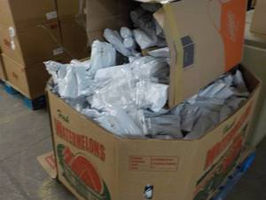 lot 261 image: Pallet of Various Sizes Spray Bottl...