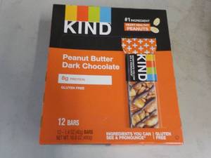 lot 348 image: 12 Bars KIND Peanut Butter Dark Cho...