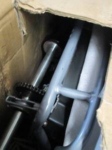 lot 9 image: Razor Ground Force Electric Go-Kart...