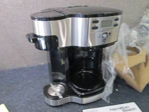 lot 21 image: Hamilton Beach 2 Way Brewer open bo...