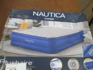 lot 36 image: Nautica Home Plushaire Pillowtop In...