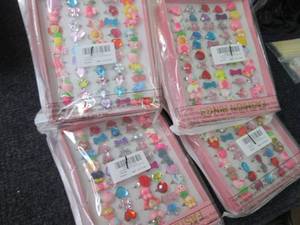 lot 58 image: 4- 50 pc Play Fashion Rings...