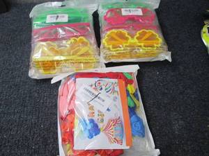 lot 69 image: Glasses Party Favors, Balloons...
