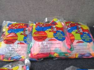 lot 76 image: 3- Assorted Color Latex Balloons, 1...