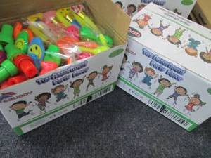 lot 83 image: 2- 128 pc Toy Assprtment Party Favo...