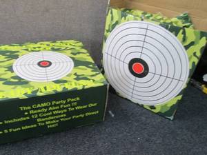 lot 91 image: 2 Camo Party Packs...