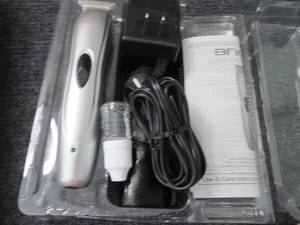 lot 149 image: Andis VersaTrim 14-Pc. Trimmer Kit ...