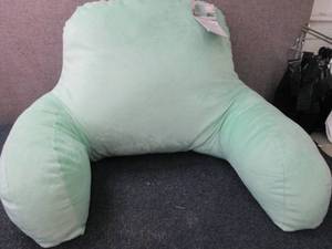 lot 163 image: Huntington Home Backrest Pillow Ret...