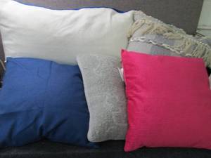 lot 177 image: 5 Assorted Pillows...