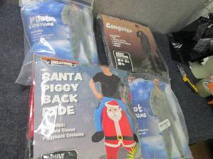 lot 238 image: 4 Assorted Spooktacular Creations A...