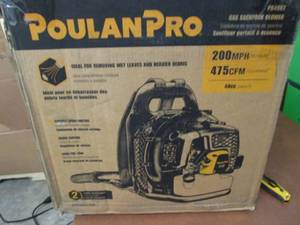 lot 275 image: Poulan Pro 48cc 2-Cycle Gas Backpac...