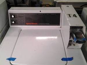 lot 292 image: Speed Queen Commercial Washing Mach...