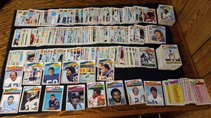lot 29 image: 1970s Football Cards (see photos)...