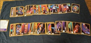 lot 50 image: 1990 Skybox Basketball Cards (see p...
