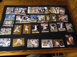 lot 64 image: 2006 Fleer Ultra Baseball Cards (se...