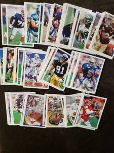 lot 217 image: 1994 Fleer NFL Football Card Variet...