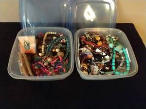 lot 200 image: 2 Totes of Beads and Necklaces