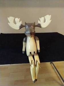 lot 248 image: Wooden Moose Shelf Sitter