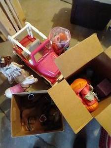 lot 304 image: Toy & Doll Lot