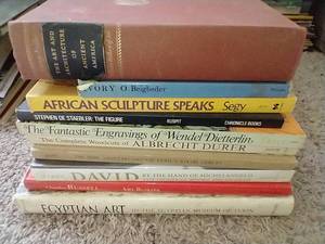 lot 327 image: Stack of Art Books
