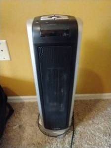 lot 351 image: Lasko Heater