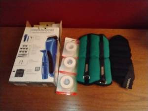 lot 372 image: Hair Trimmer & Exercise Weights