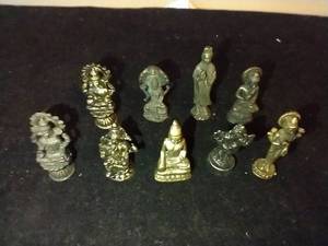 lot 382 image: 9 Tiny Asian Metal Statues