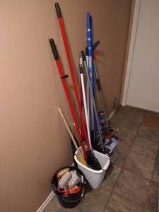 lot 402 image: Brooms, Mops, Etc