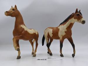 lot 100-BREYER-16 image: 2 Vintage Breyer Horses-Pinto Mares replicas