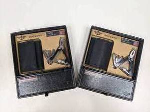 lot 09 image: 2 Dockers Wallet and Multi-Tool SetsBrand New in Boxes