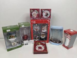lot 21 image: Spectacular Holiday Decorating Collection NEW In Boxes