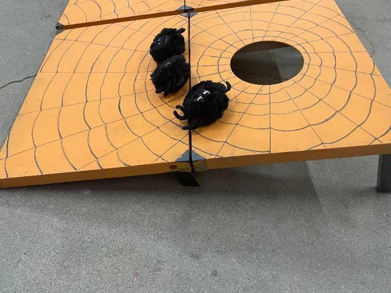 lot 23 image: Halloween Kids Corn Hole Game