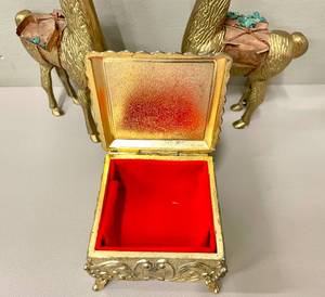 lot 36 image: Brass Llama Statues and Trinket Box