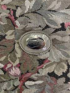 lot 67 image: American Tourister Large Floral Bag