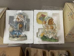lot 15 image: Lot of Cherished Teddies and Willow Tree Figurines