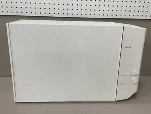 lot 75 image: Bose White Subwoofer