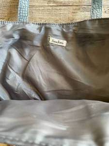 lot 87 image: Lot of 2 Large Shopping Totes-Neiman Marcus 