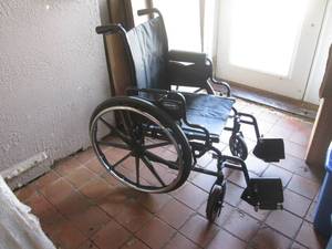 lot 3 image: (RMC) Invacare 9000 SL Wheelchair...