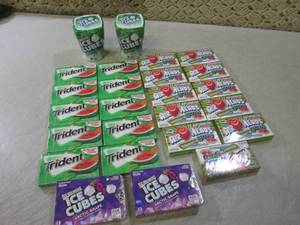 lot 59 image: (B-1) Assorted Packs of Gum Past Da...