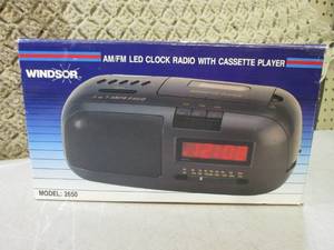 lot 94 image: (CS) AMFM LED Clock Radio with Cas...